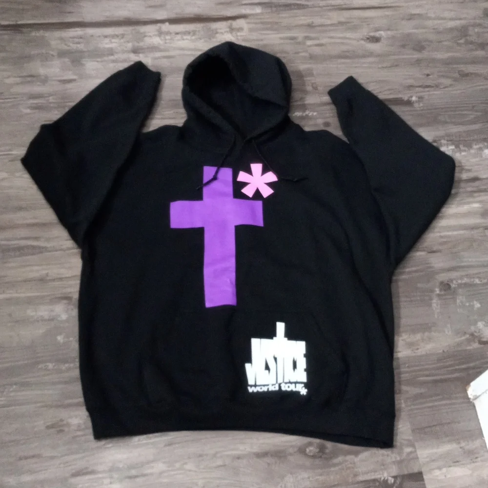 Justin Bieber Justice World Tour Hoodie - Picture 3 of 9